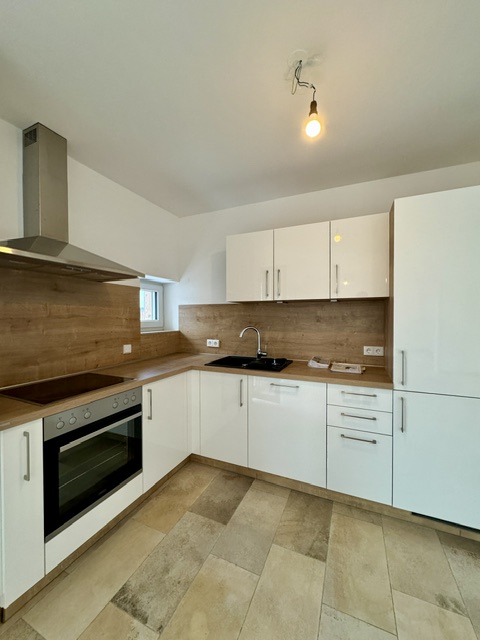Hochwertige 2 Zimmer Wohnung in herrlicher Voralpenlage – Bild 2