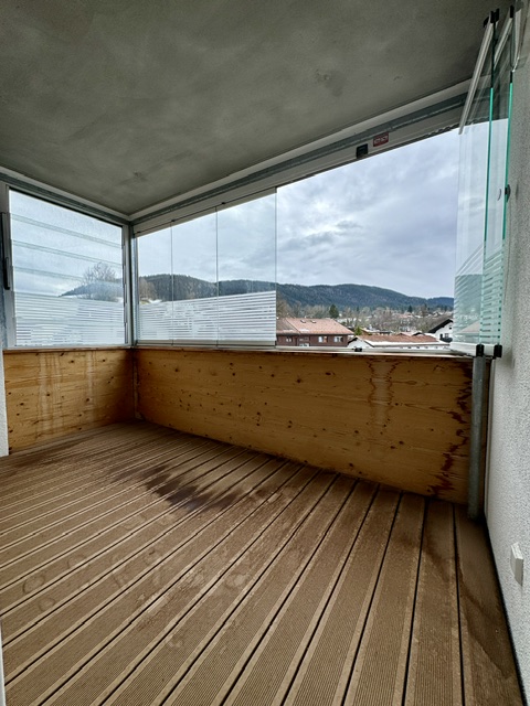 Hochwertige 2 Zimmer Wohnung in herrlicher Voralpenlage – Bild 5