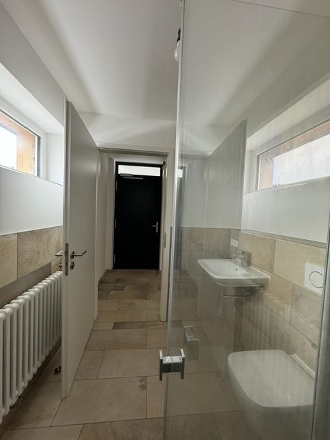 Hochwertige 2 Zimmer Wohnung in herrlicher Voralpenlage – Bild 3